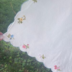Floral Embroidered Scalloped Edge tray cloth